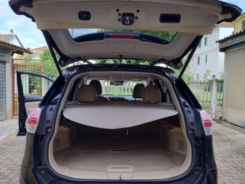 Usata Nissan X-Trail Tekna 131 CV (96 kW) 2016 Nero SUV