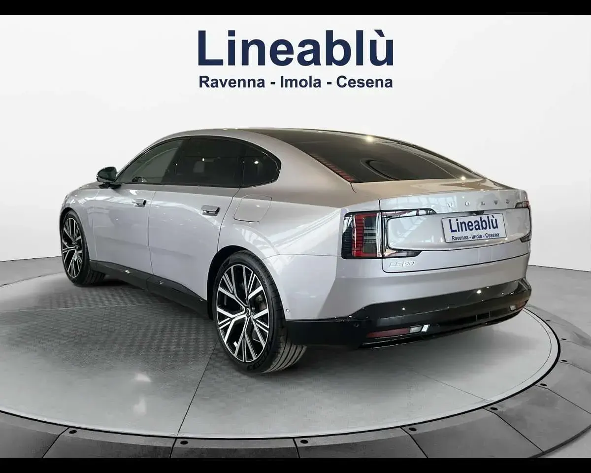 Nuova Volvo ES90 Ultra 139 kW (190 CV) 2026 Aurora silver Berlina