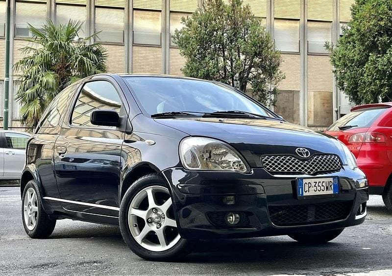 Usata Toyota Yaris 75 CV (55 kW) 2004 Utilitaria
