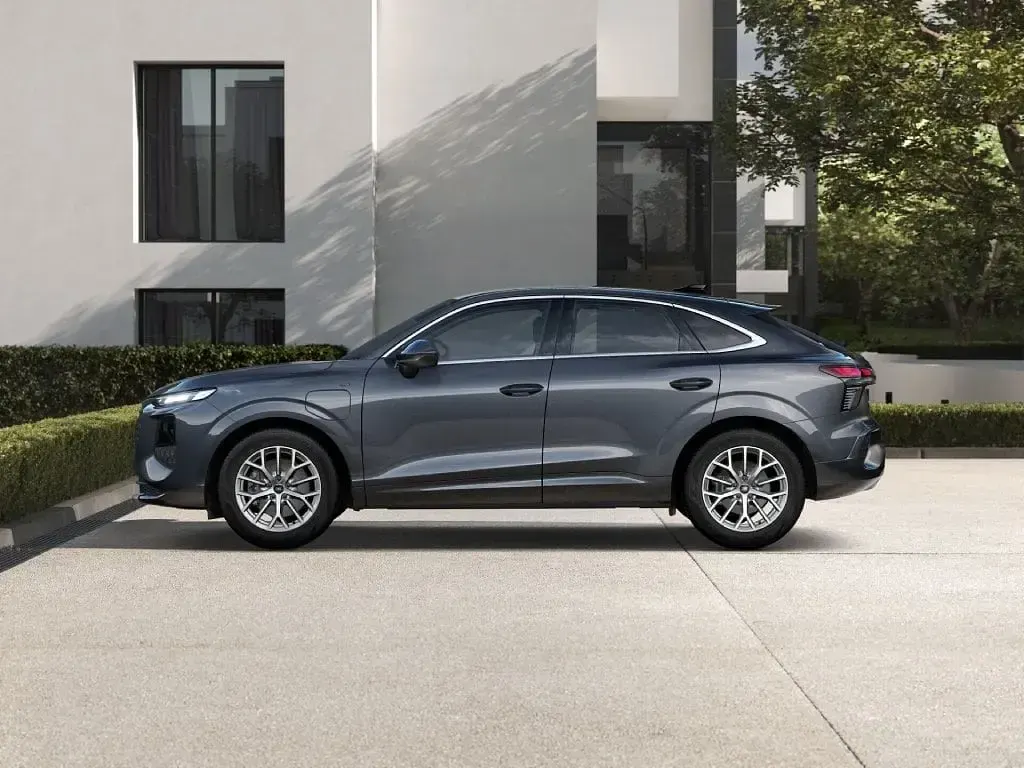 Nuova Audi Q3 Sportback Advanced Plus 272 CV (200 kW) 2026 Nero mito metallizzato SUV