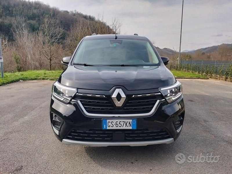 Usata Renault Kangoo Equilibre 116 CV (85 kW) 2023 Nero Monovolume