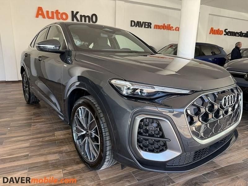 Nero Nuova 2025 Audi Q5 Ambiente SUV | 63.990 € - Immagine 1/4