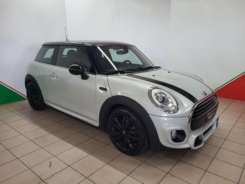 Usata Mini Cooper D 116 CV (85 kW) 2017 Grigio Utilitaria
