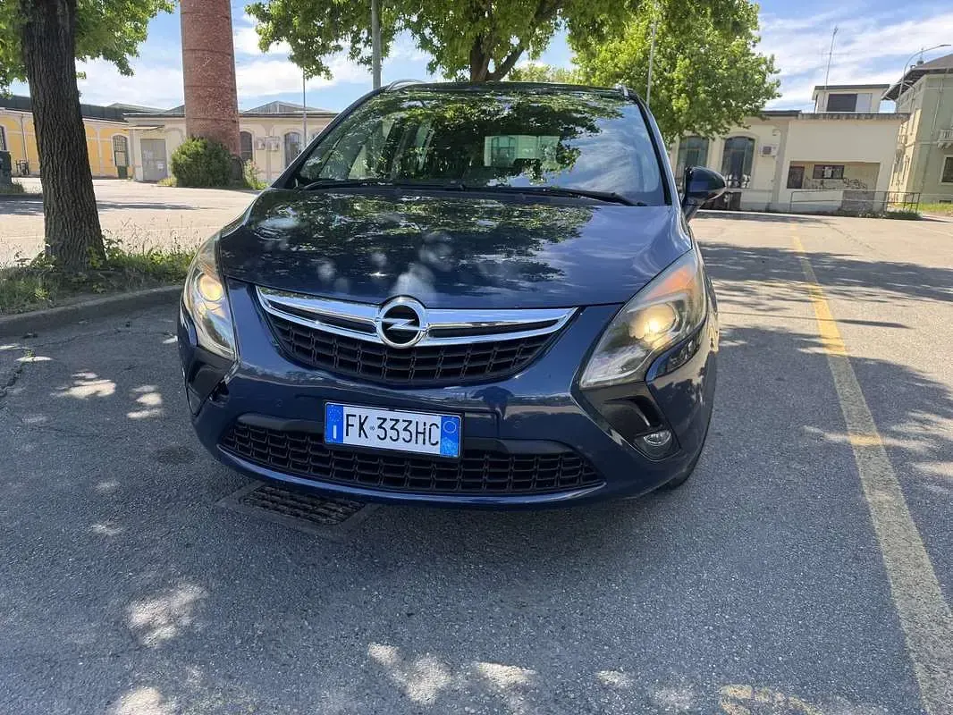 Gebraucht Opel Zafira Cosmo 136 PS (100 kW) 2017 Blau Van / Kleinbus