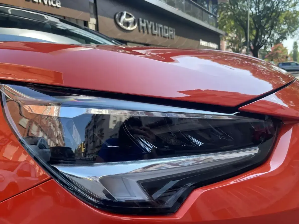 Usata Opel Corsa Edition 71 CV (52 kW) 2022 Arancio Utilitaria