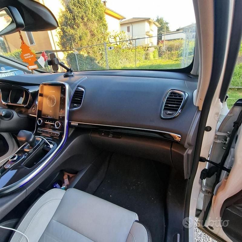 Usata Renault Espace 160 CV (117 kW) 2018 Bianco Monovolume