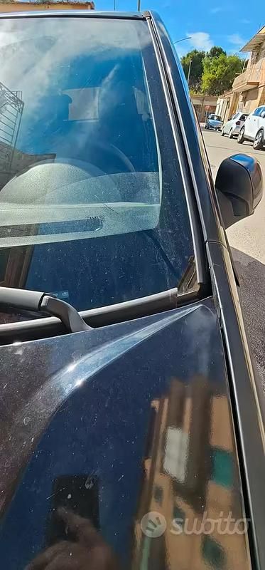 Usata Ford Fiesta 2006 Nero Utilitaria