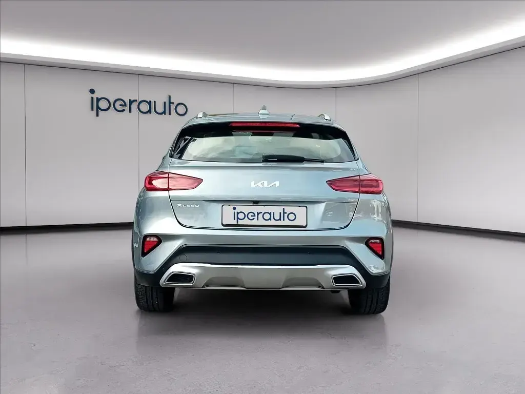 Usata Kia XCeed 160 CV (117 kW) 2022 Grigia SUV
