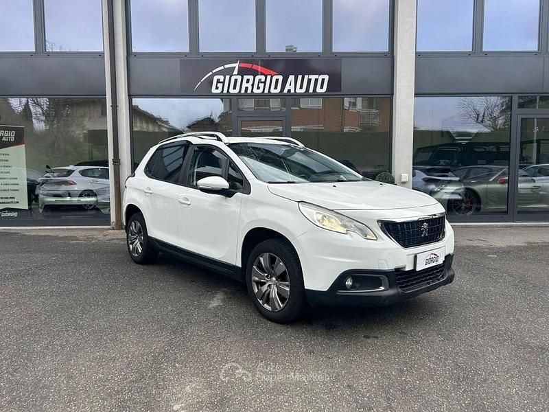 Usata Peugeot 2008 Active 82 CV (60 kW) 2016 Bianco SUV