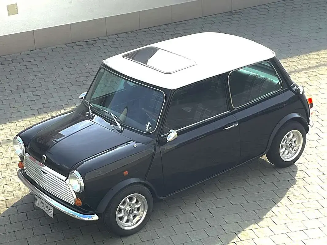 Usata Rover Mini 44 CV (32 kW) 1989 Nero Berlina