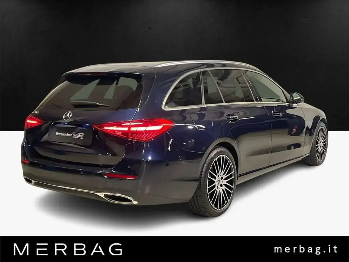 Usata Mercedes C200 204 CV (150 kW) 2022 Blu/azzurro Station wagon