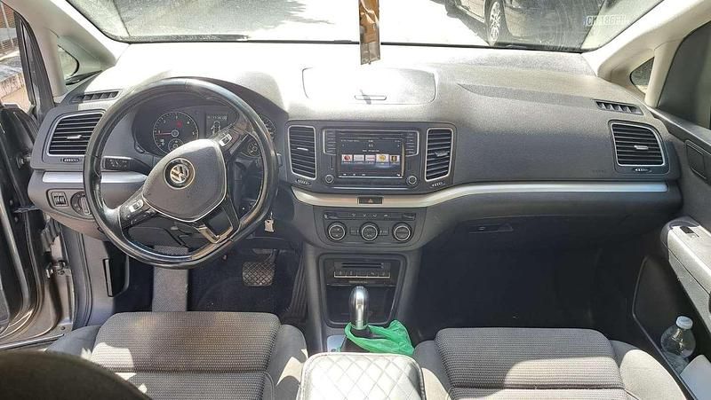 Usata VW Sharan 140 CV (102 kW) 2016 Grigio Monovolume