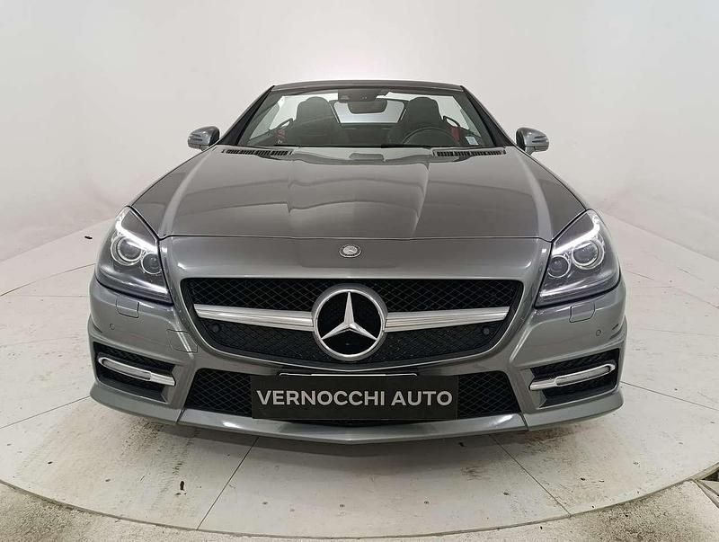 Usata Mercedes SLK250 AMG 250 CV (183 kW) 2011 Grigio scuro Cabrio