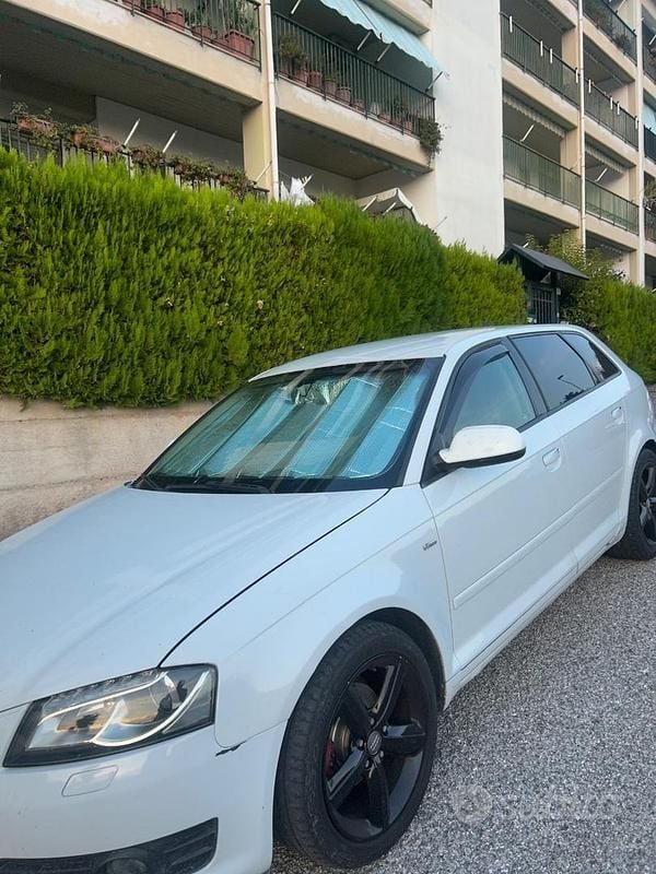 Usata Audi A3 102 CV (75 kW) 2011 Bianco Utilitaria