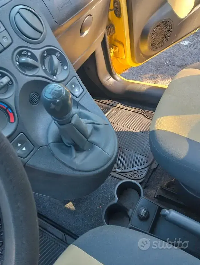 Usata Fiat Panda 60 CV (44 kW) 2010 Giallo Utilitaria