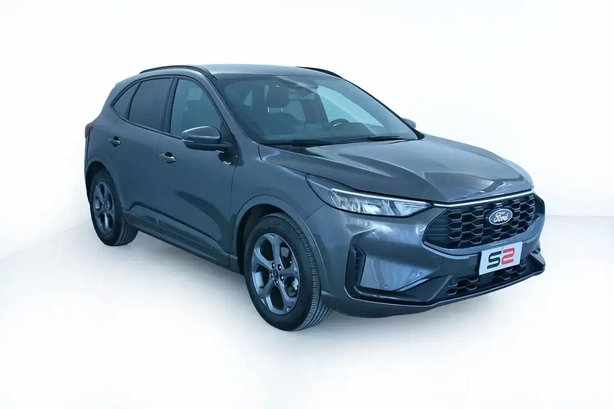 Usata Ford Kuga ST-Line 179 CV (131 kW) 2025 Gray SUV