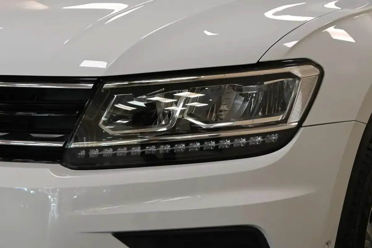 Usata VW Tiguan Business 150 CV (110 kW) 2017 Bianco SUV