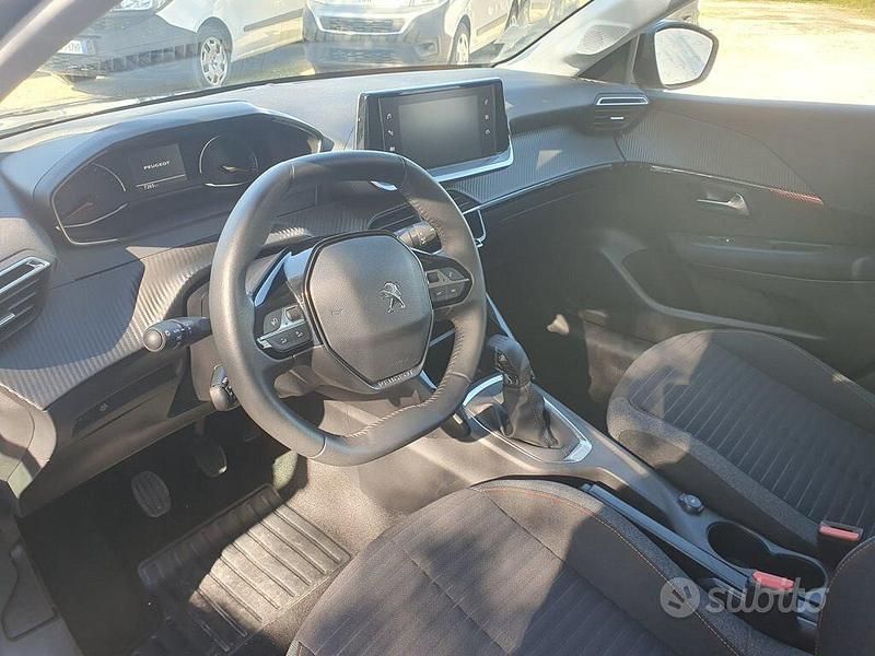 Usata Peugeot 208 Active 75 CV (55 kW) 2023 Nero Utilitaria