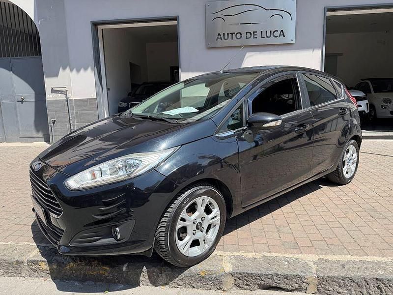Usata Ford Fiesta Titanium 75 CV (55 kW) 2017 Nero Berlina