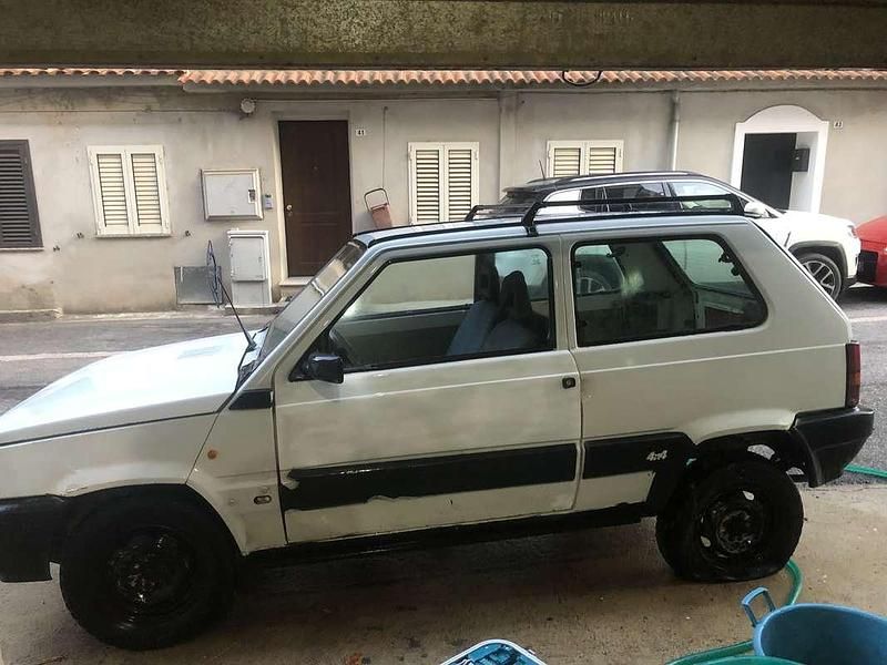 Usata Fiat Panda 4x4 50 CV (36 kW) 1986 Bianco Utilitaria