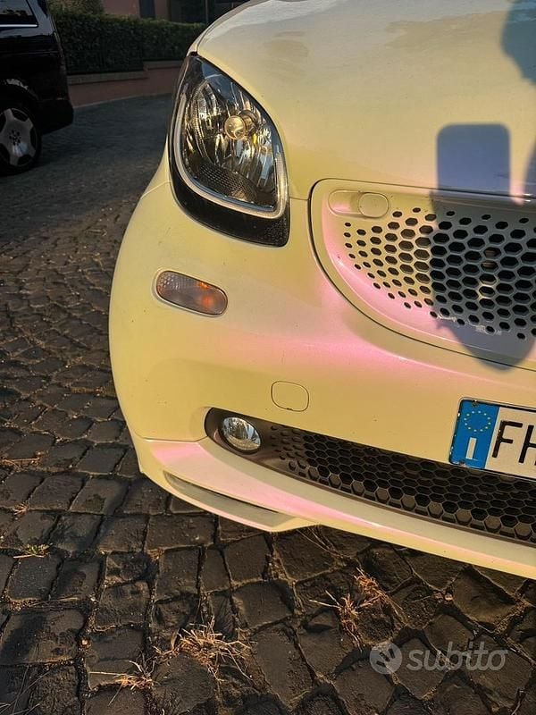 Usata 2015 Smart ForTwo Coupé Coupé | 15.000 € - Immagine 1/4