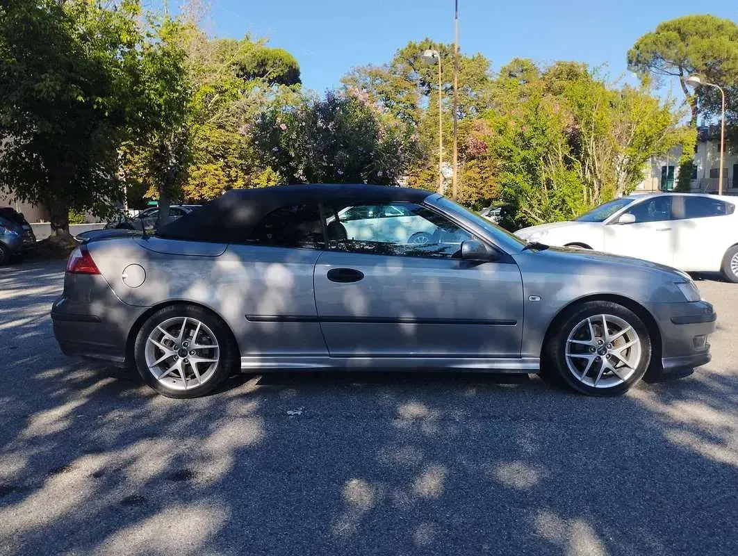 Usata Saab 9-3 Cabriolet Aero 209 CV (153 kW) 2004 Grigio Cabrio