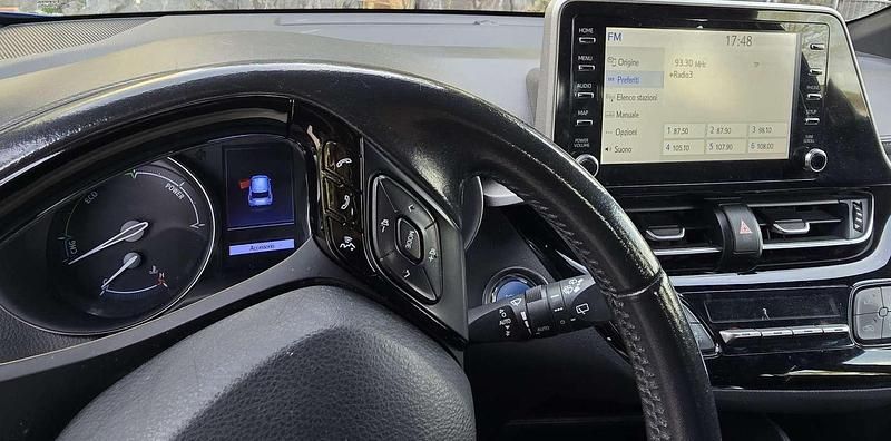 Usata Toyota C-HR Style 98 CV (72 kW) 2020 SUV