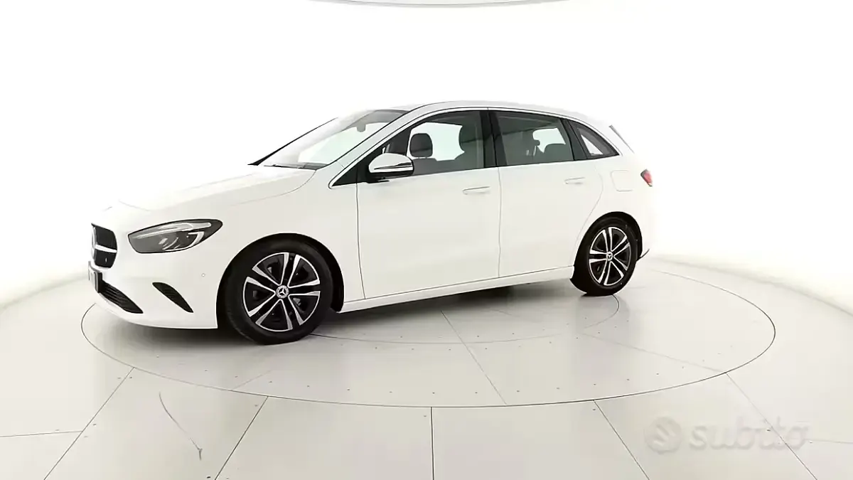 Usata Mercedes B180 Advanced Plus 116 CV (85 kW) 2024 Bianco Utilitaria