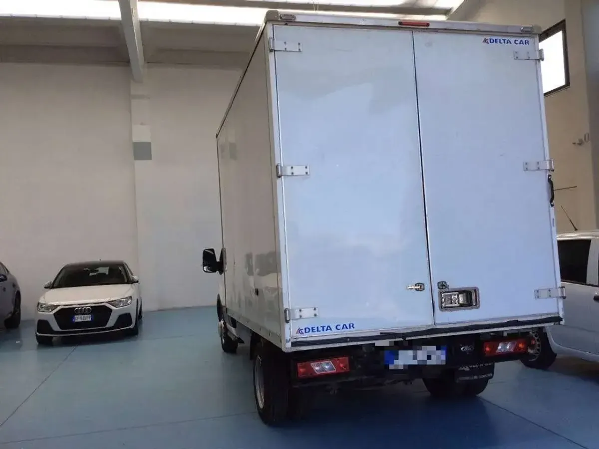 Usata Ford Transit 131 CV (96 kW) 2019 Bianco Furgone