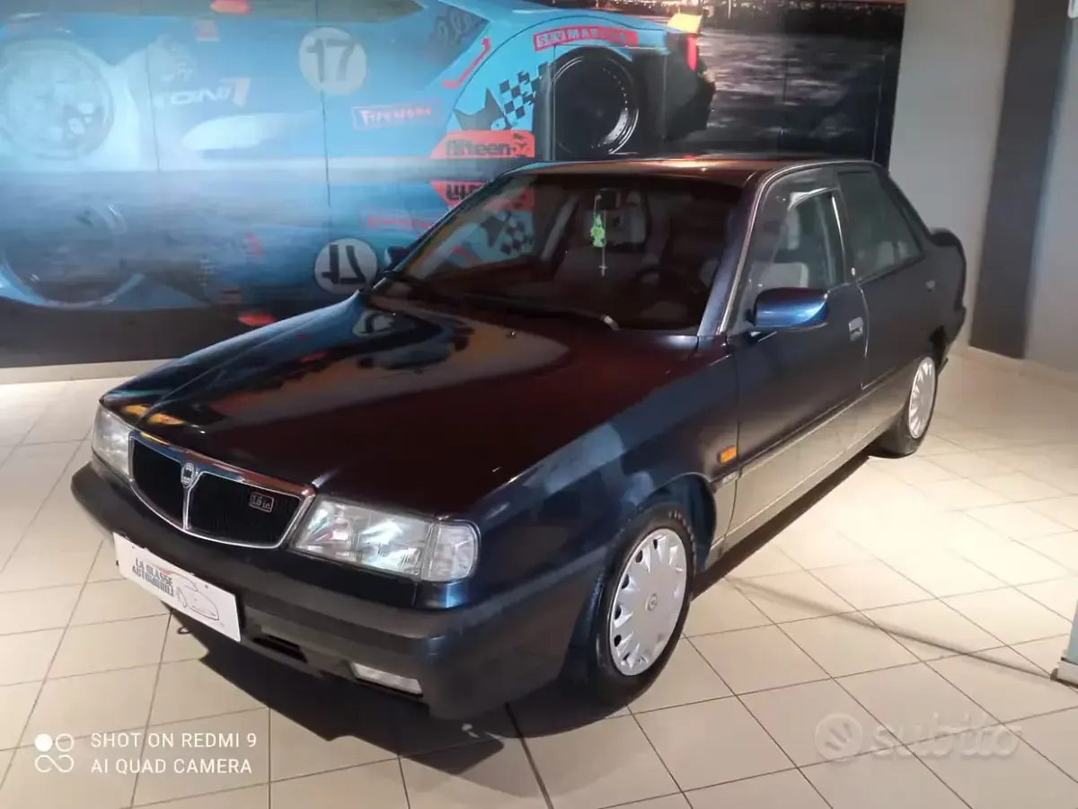 Usata Lancia Dedra 77 CV (56 kW) 1992 Blu Berlina