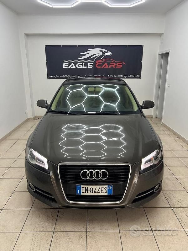 Usata Audi A3 Young 90 CV (66 kW) 2012 Grigio Berlina