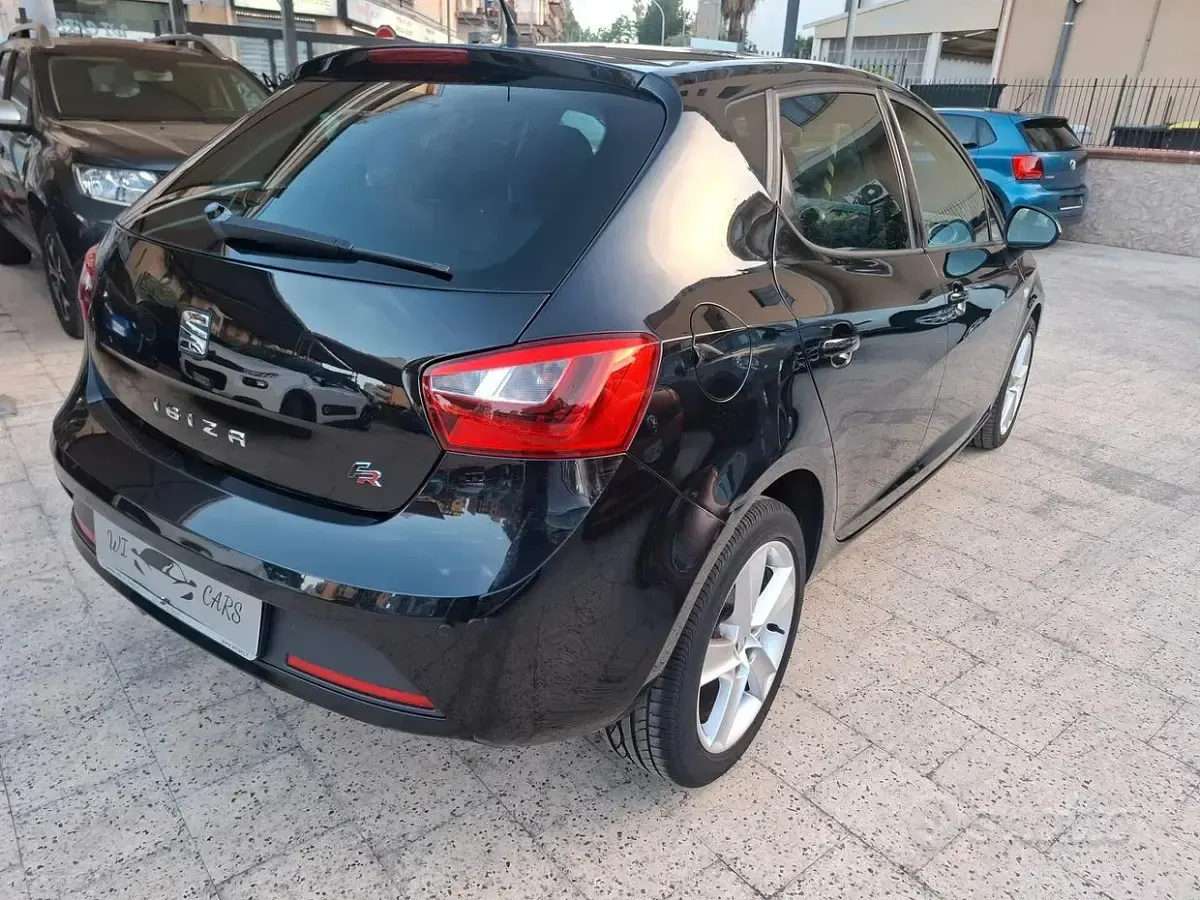 Usata Seat Ibiza FR 90 CV (66 kW) 2015 Nero Berlina