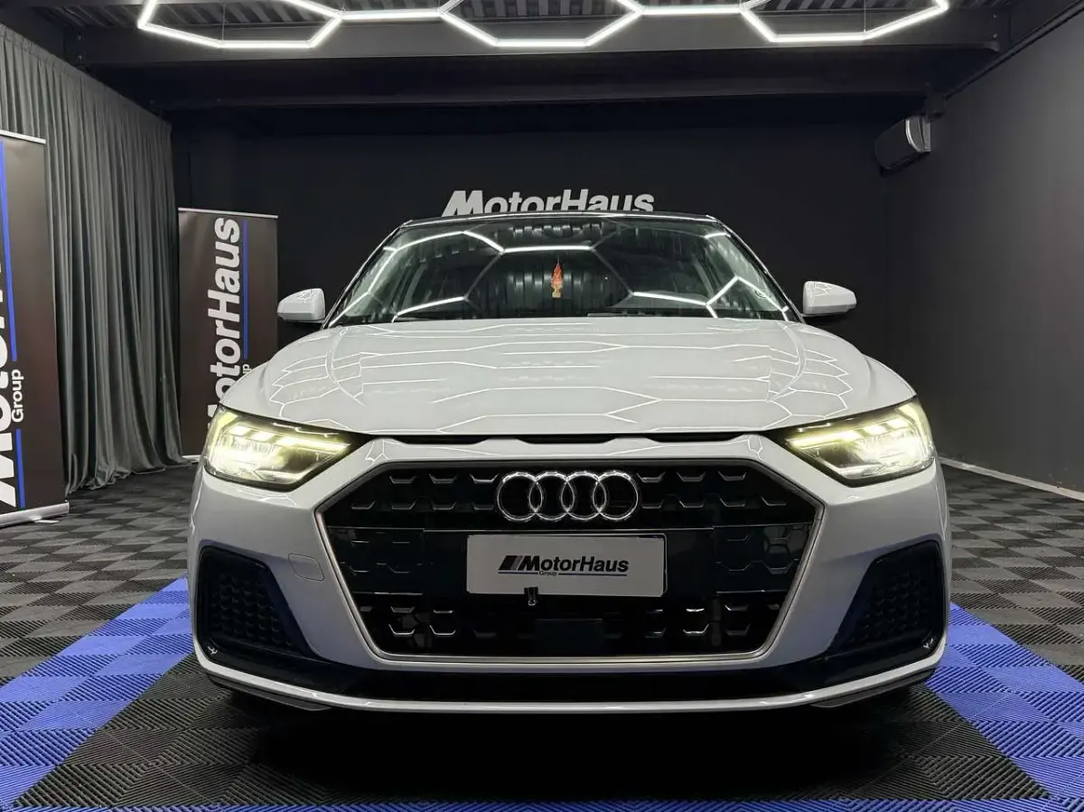 Usata Audi A1 Ambiente 116 CV (85 kW) 2020 Bianco SUV