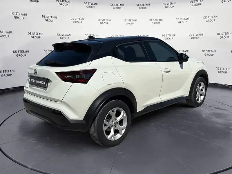 Usata Nissan Juke N-Connecta 114 CV (83 kW) 2022 Bianco SUV