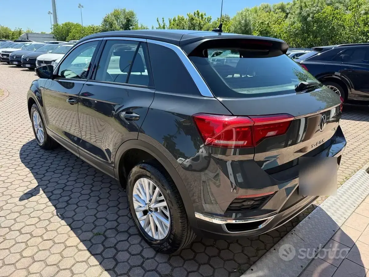 Usata VW T-Roc Style 116 CV (85 kW) 2021 Grigio SUV