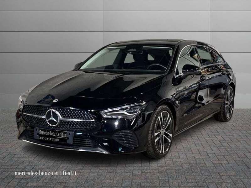 Nero notte Usata 2024 Mercedes CLA180 Shooting Brake Advanced Station wagon | 29.400 € (Super prezzo) - Immagine 1/4