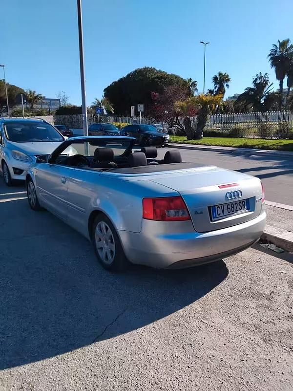 Usata Audi A4 Cabriolet 220 CV (161 kW) 2005 Grigio Cabrio