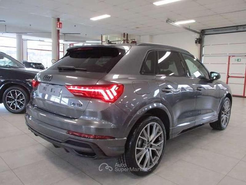 Usata Audi Q3 Comfort 150 CV (110 kW) 2025 Grigio SUV