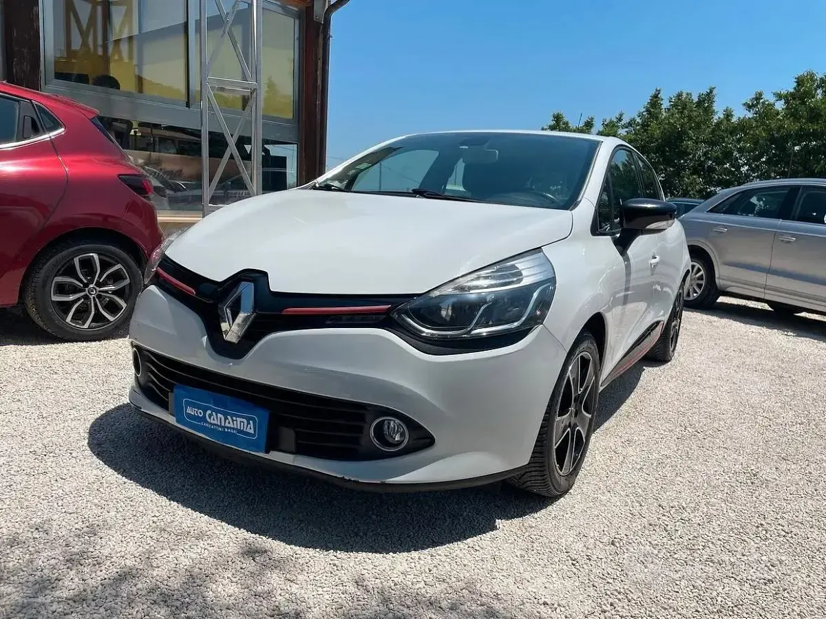 Usata Renault Clio IV 75 CV (55 kW) 2014 Bianco Berlina
