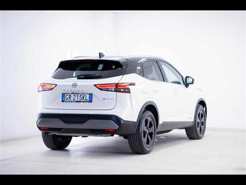 Usata Nissan Qashqai 2023 Grigio chiaro SUV