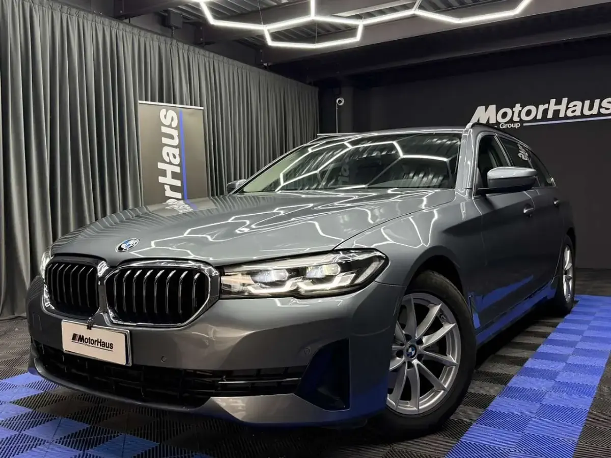 Usata BMW 518 150 CV (110 kW) 2021 Grigio Station wagon