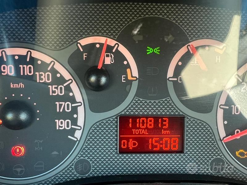 Usata Fiat Panda 4x4 Climbing 2012 Grigio Utilitaria