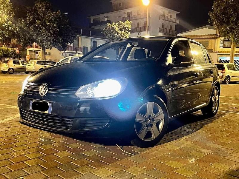Usata VW Golf VI Comfortline 105 CV (77 kW) 2011 Nero Utilitaria