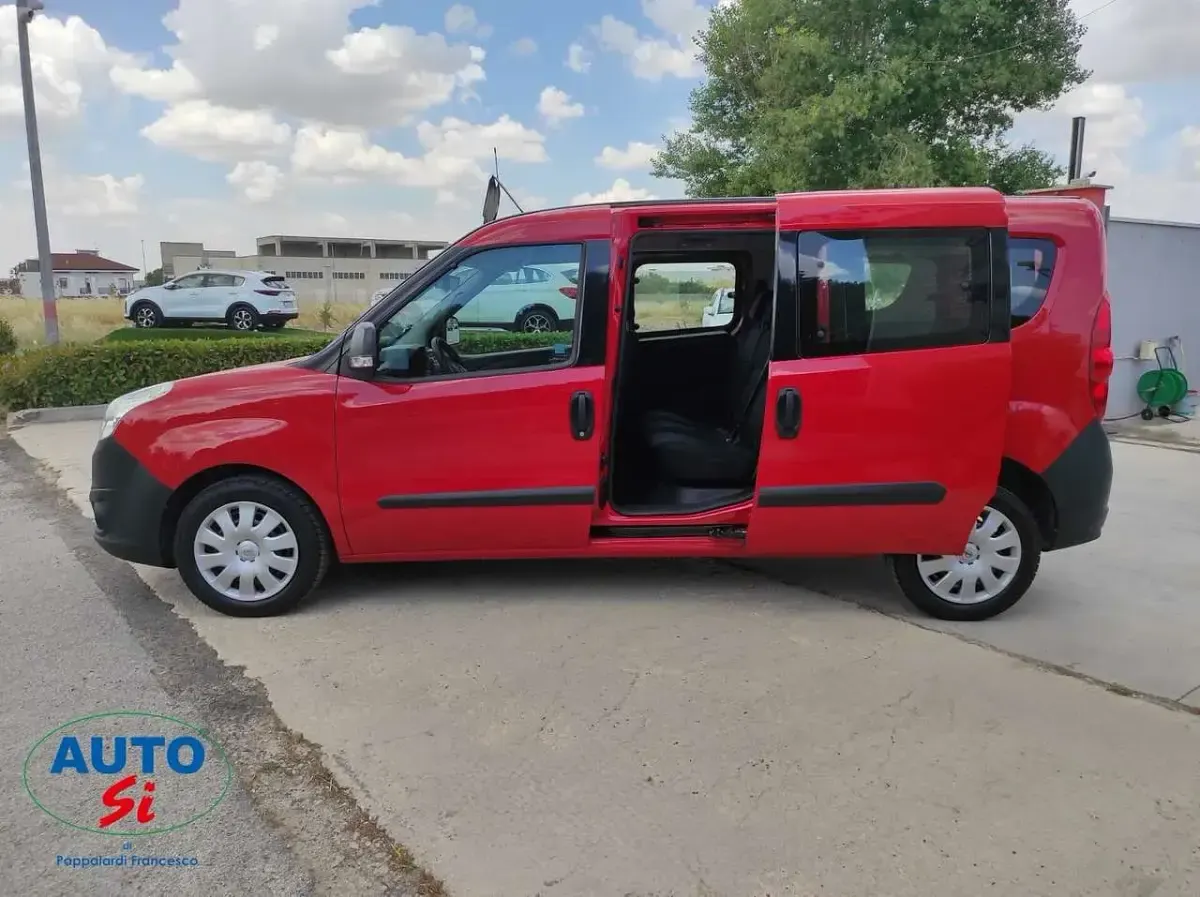Usata Opel Combo 120 CV (88 kW) 2018 Rosso Monovolume