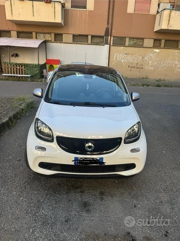 Usata Smart ForFour 71 CV (52 kW) 2017 Bianco Utilitaria