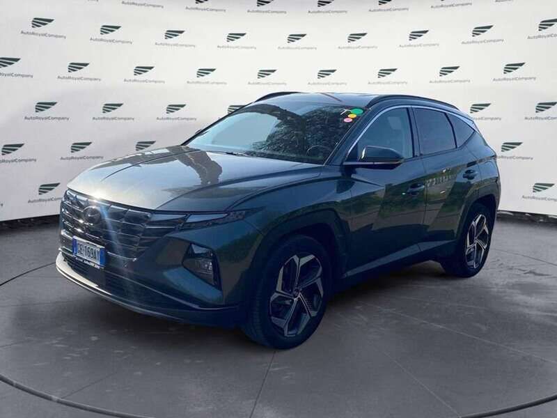 Grigio Usata 2021 Hyundai Tucson SUV | 24.900 € (Buon prezzo) - Immagine 1/4