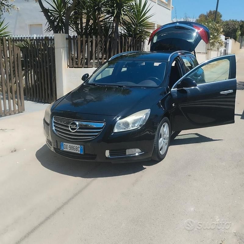 Nero Usata 2009 Opel Insignia Station wagon | 3700 € - Immagine 1/4