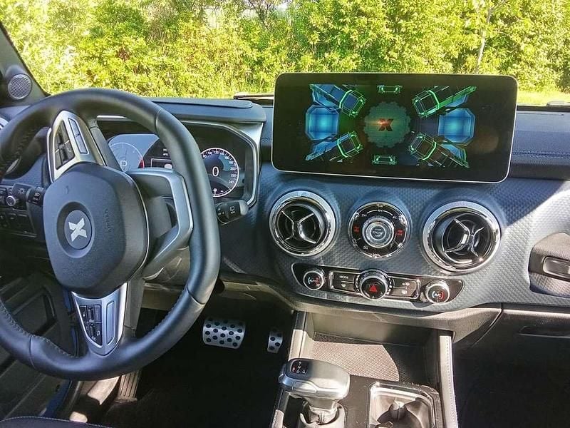 Usata ICH-X K2 162 CV (119 kW) 2024 Blu/azzurro SUV