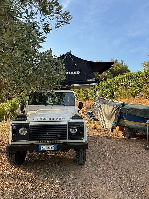 Usata Land Rover Defender SE 122 CV (89 kW) 2007 Bianco Station wagon