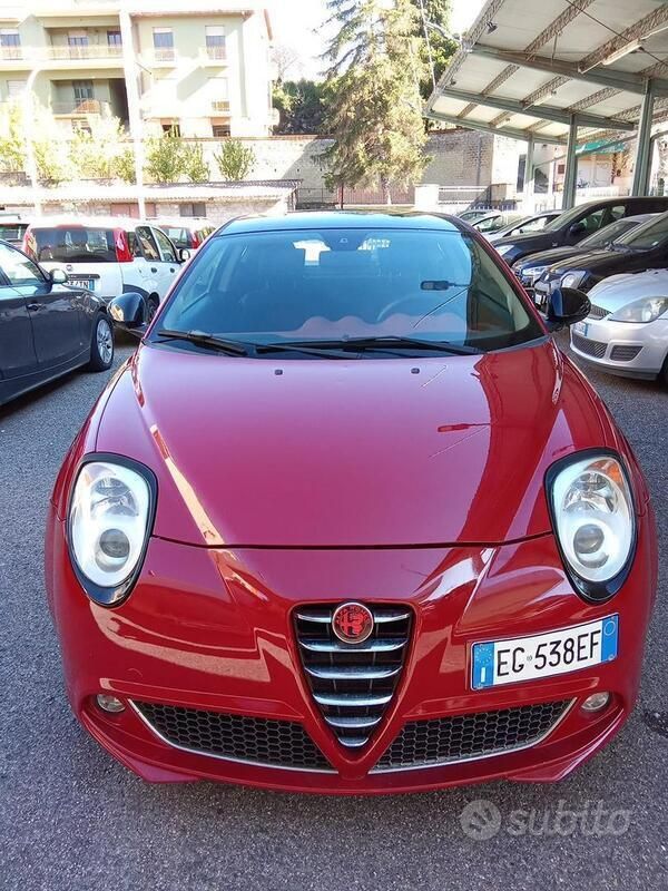 Rosso Usata 2011 Alfa Romeo MiTo Due volumi | 5900 € (Cara) - Immagine 1/4